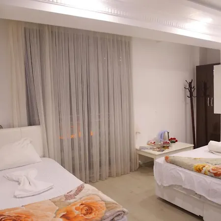 Sultanahmet Deluxe Hotel *