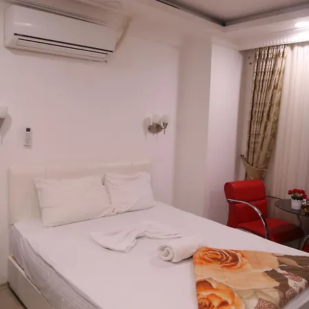Sultanahmet Deluxe Hotel *